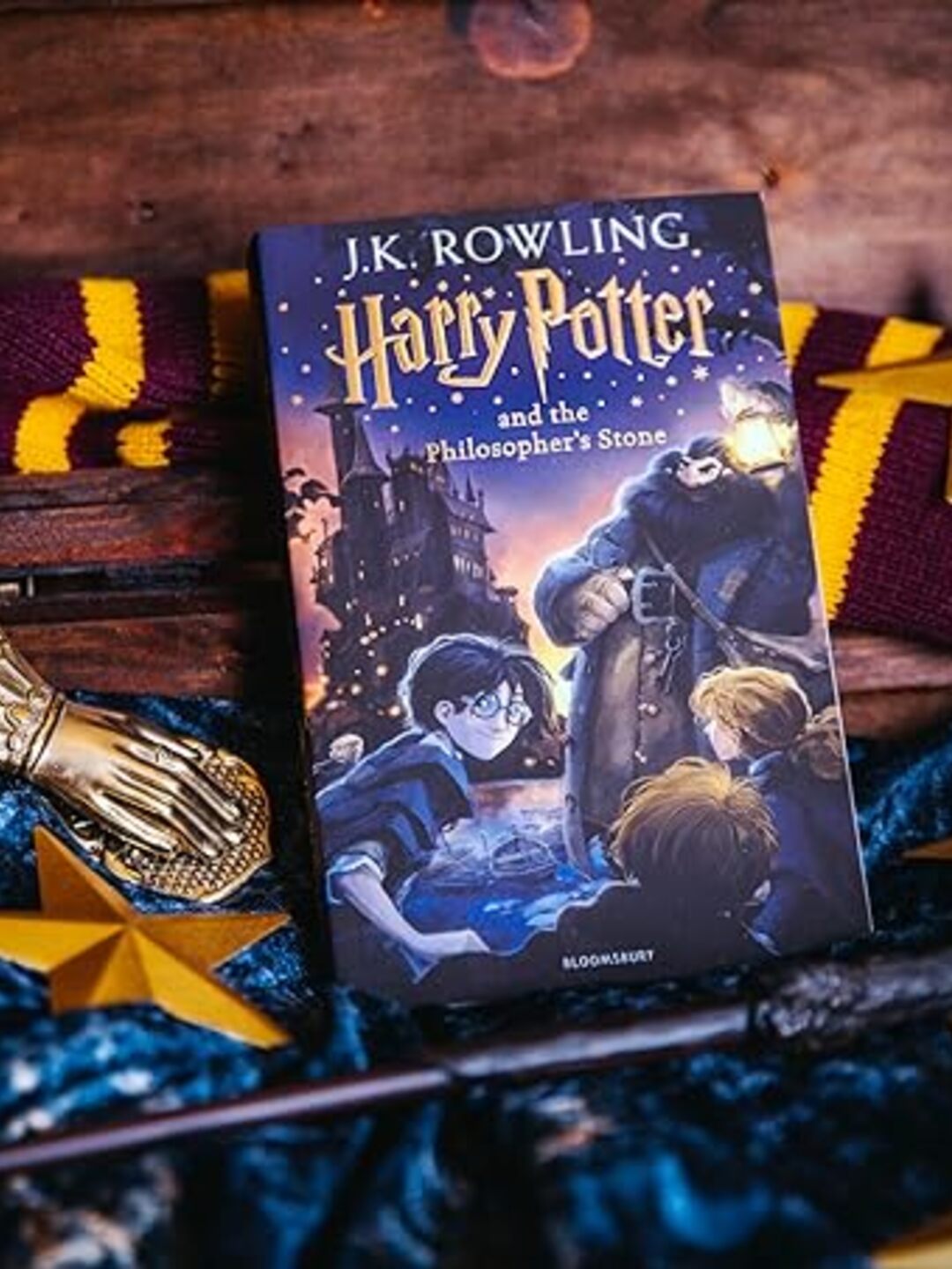 HARRY POTTER AND THE PHILOSOPHERS STONE